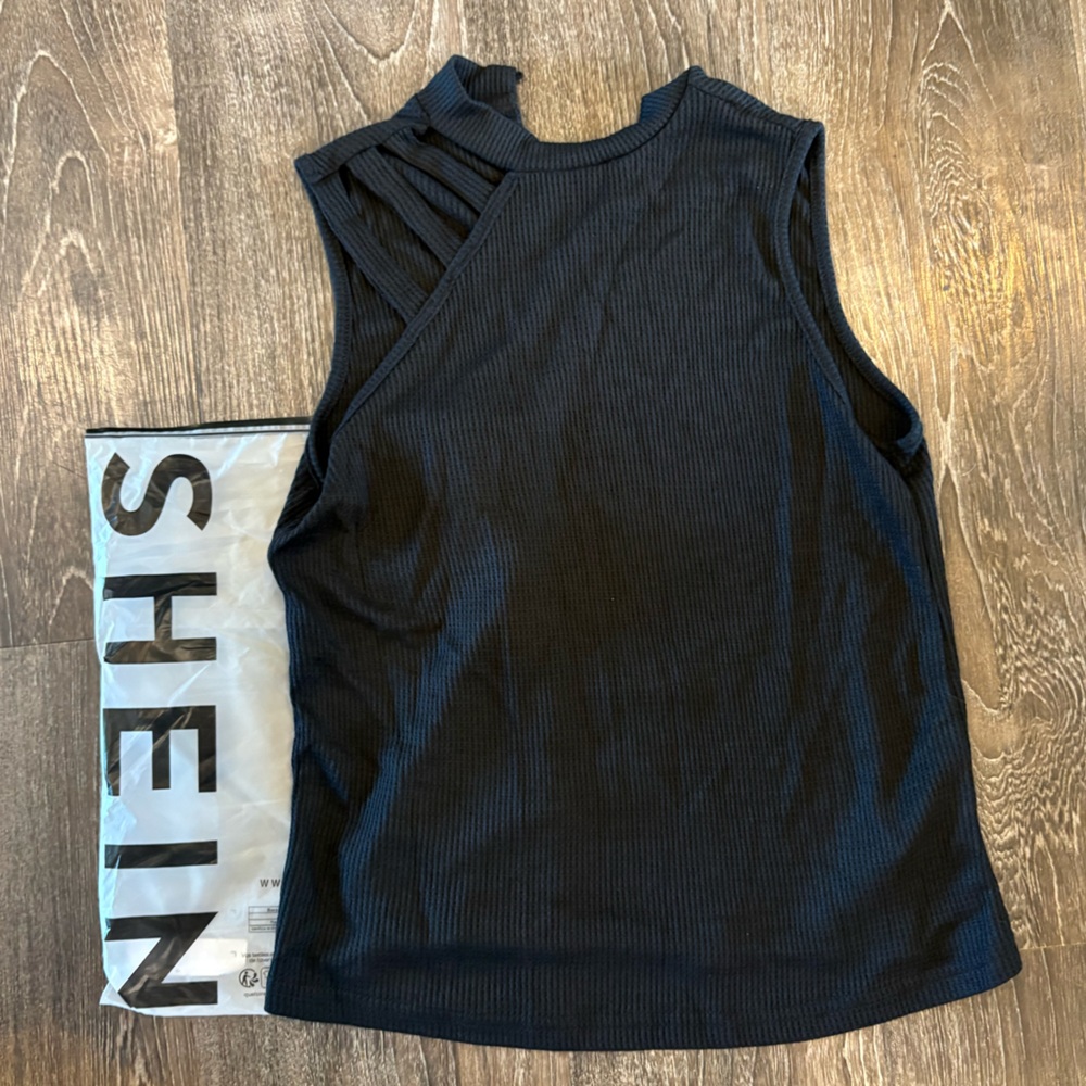 SHEIN Black Ribbed One-Shoulder Tank. NWOT.